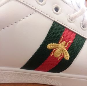 GUCCI  Womens size 9 sneakers
